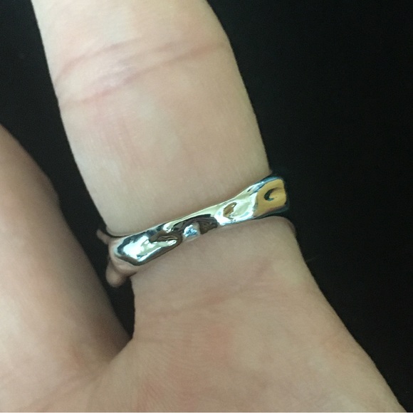 Unique Silver Tone Quartz Crystal Ring - Picture 6 of 6